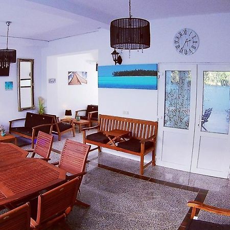 Villa Mit Whirlpool Fuer 32 Per Цриквеница Экстерьер фото